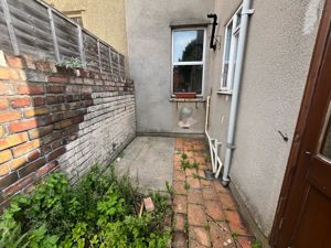 Photo 2- click for photo gallery